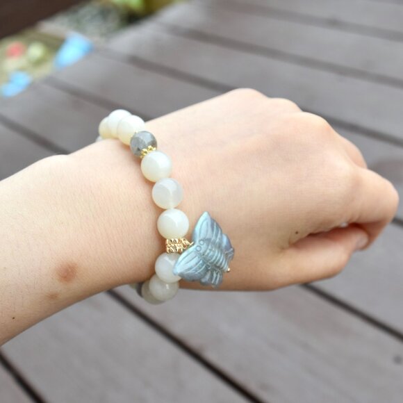 【SOLD】10 mm White Moonlight Bracelet - Labradorite Butterfly Charm - Picture 3 of 6